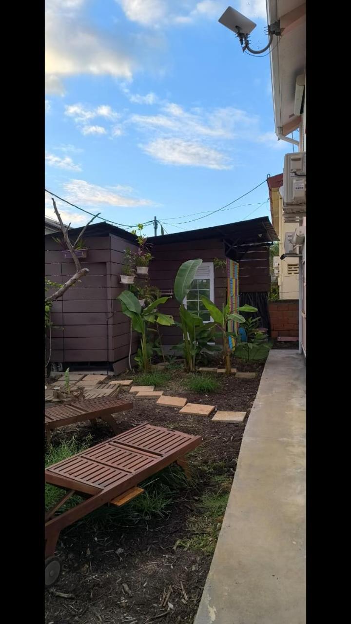 Kozy Kaz - Les Pieds Dans L Eau Apartment La Trinite Exterior photo