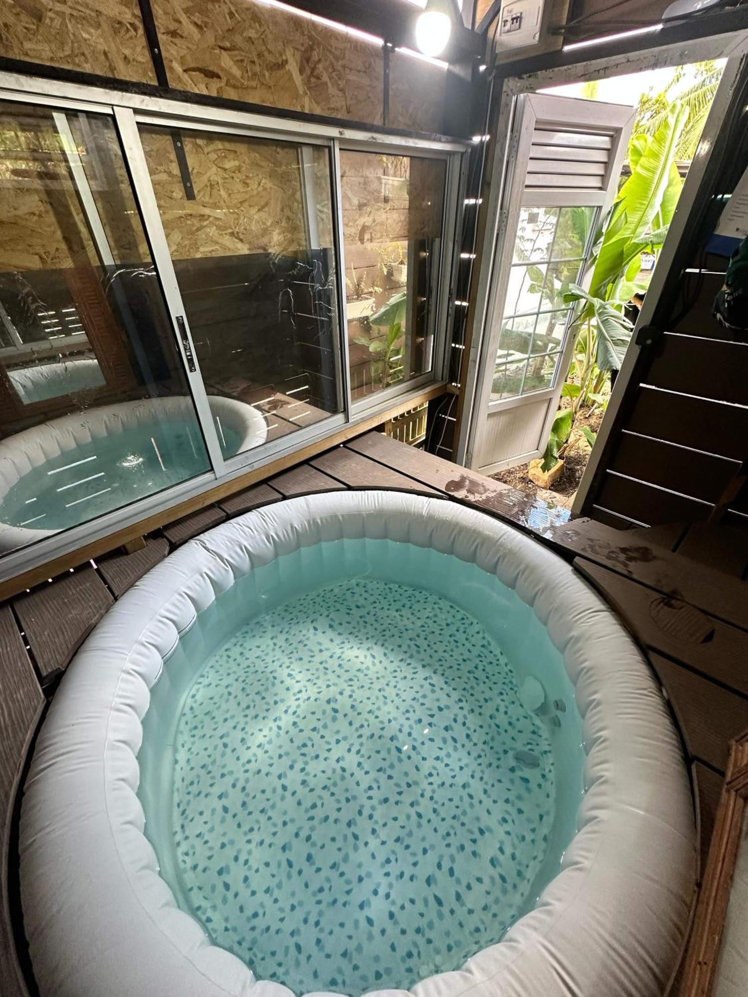 Kozy Kaz - Les Pieds Dans L Eau Apartment La Trinite Exterior photo